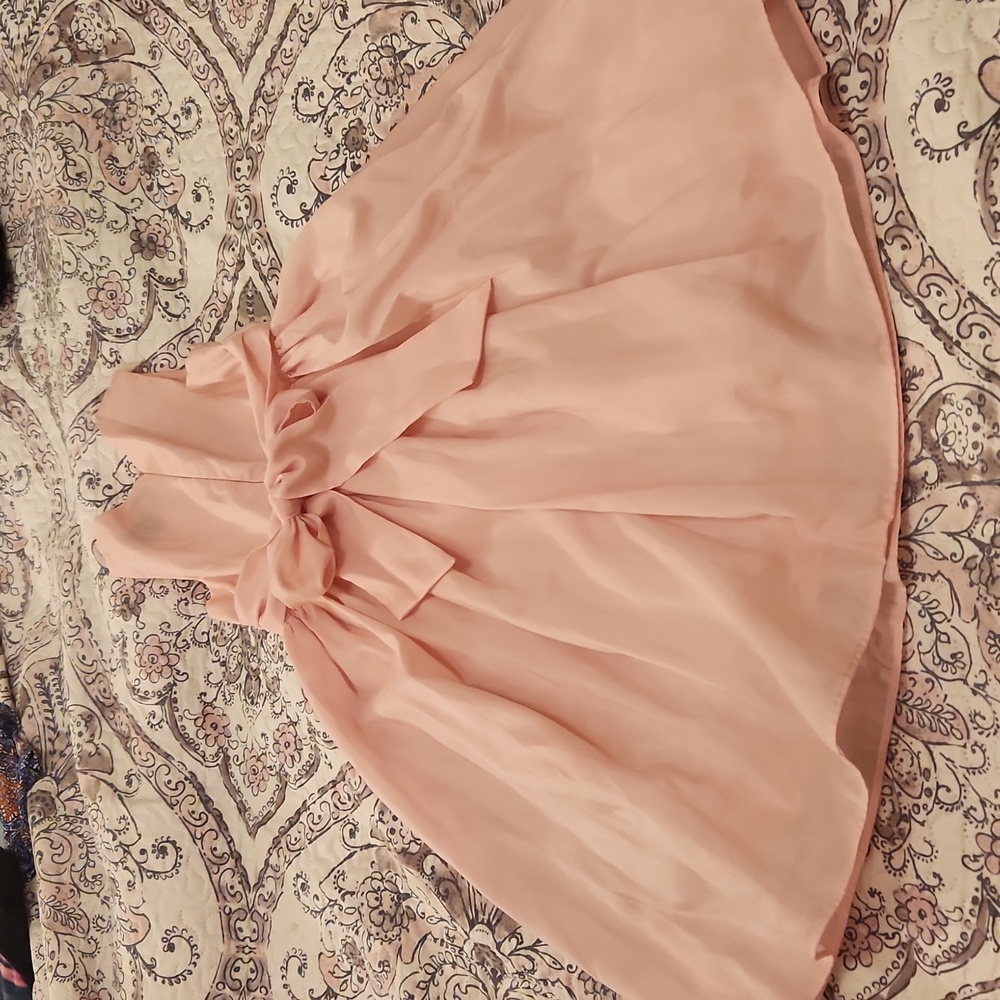Beautiful pink dress - Picture 8 of 11